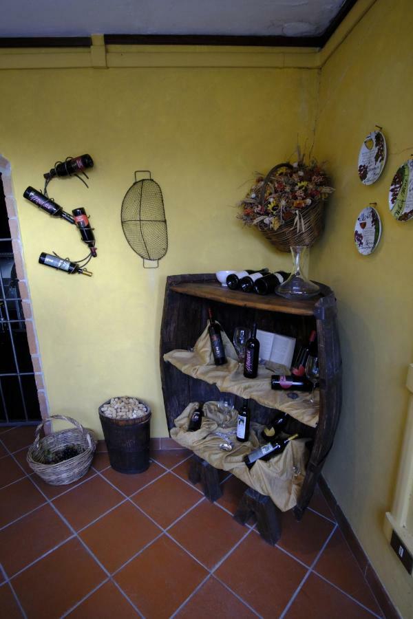 Casavacanzedezza Montecalvo Versiggia Exterior foto